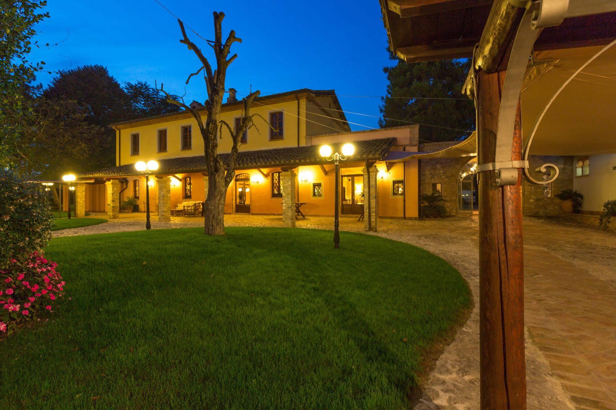 Corte Dei Tini Villa Vomano Bagian luar foto
