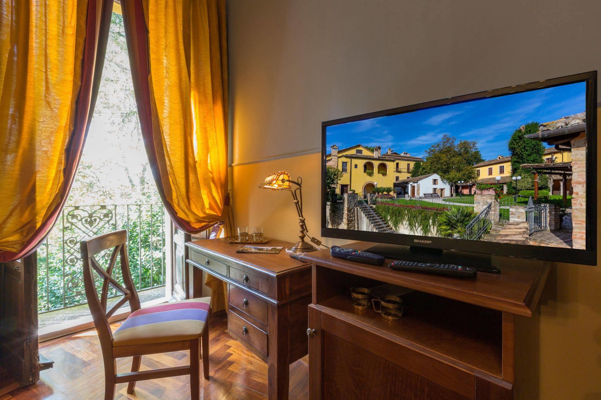 Corte Dei Tini Villa Vomano Bagian luar foto