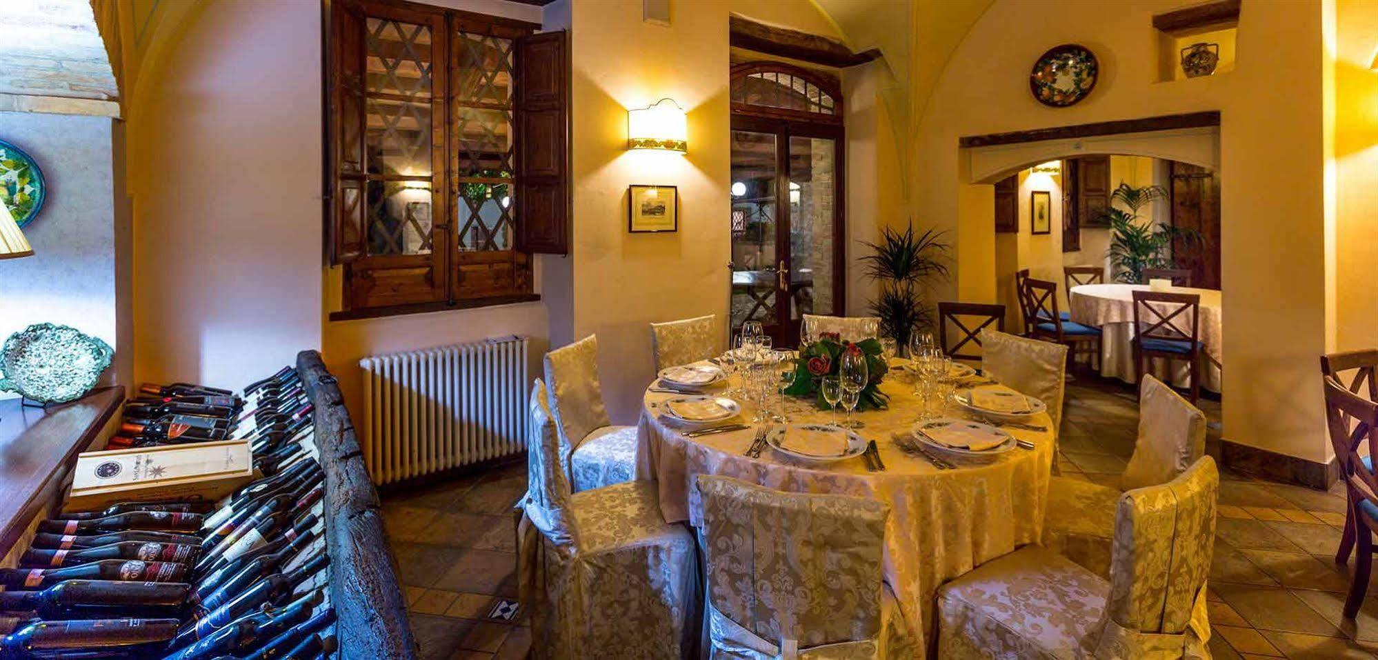 Corte Dei Tini Villa Vomano Bagian luar foto